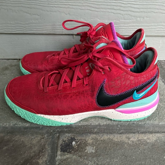 Nike LeBron NXXT Gen Red Basketball Sneakers - Picture 1 of 8
